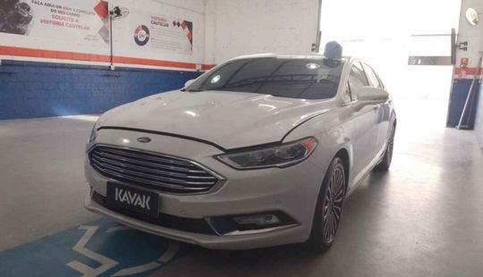 Ford • Fusion