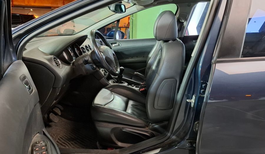 Peugeot 408 2.0 16V ALLURE+ Sedan 2013