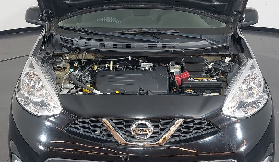 Nissan March SV 1.0 16V Hatchback 2015