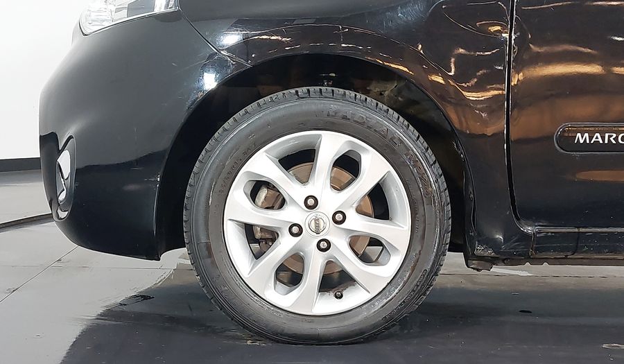 Nissan March SV 1.0 16V Hatchback 2015