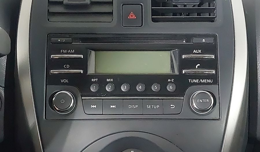Nissan March SV 1.0 16V Hatchback 2015