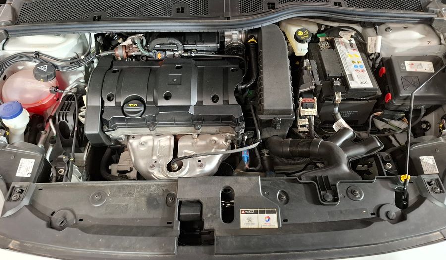 Peugeot 208 1.6L ALLURE PACK Hatchback 2023