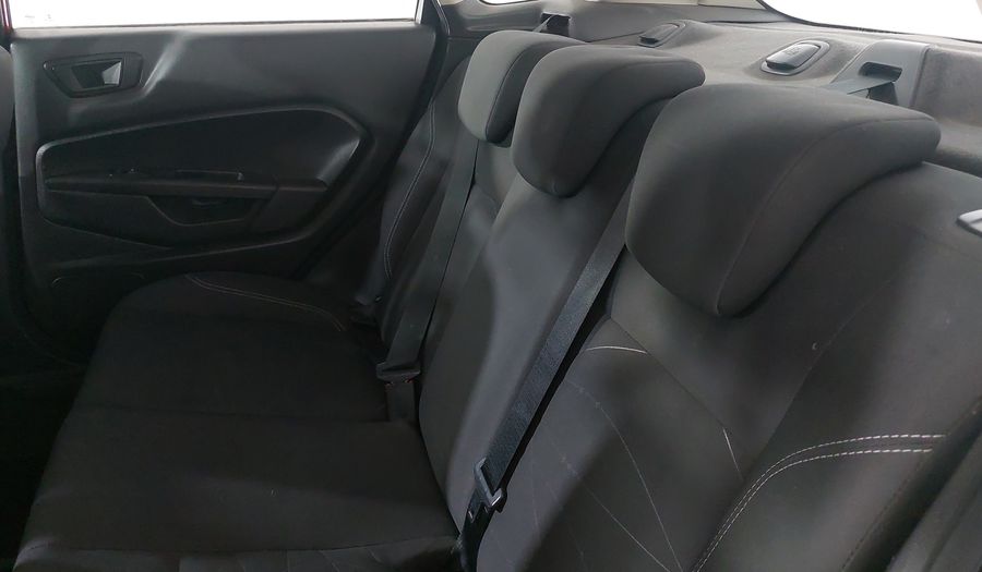 Ford Fiesta 1.6 SE AT Sedan 2017
