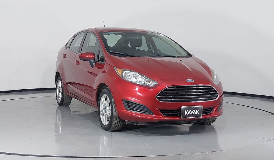 Ford Fiesta 1.6 SE AT Sedan 2017