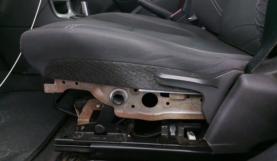 Ford Fiesta 1.6 SE AT Sedan 2017