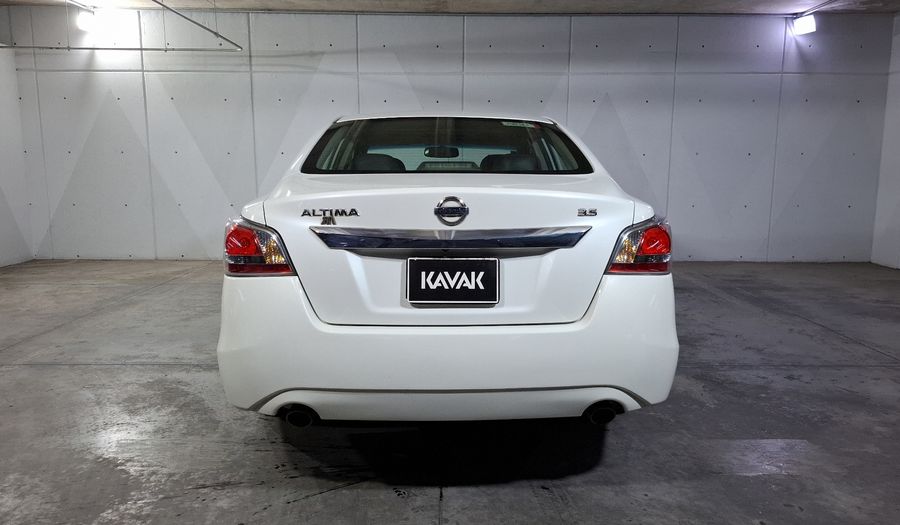 Nissan Altima 3.5 EXCLUSIVE CVT Sedan 2015