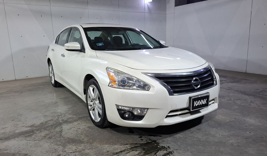 Nissan Altima 3.5 EXCLUSIVE CVT Sedan 2015