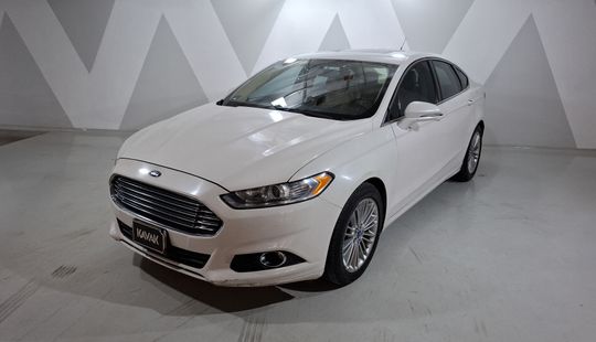 Ford • Fusion