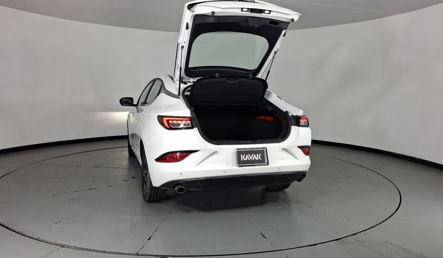 Jac J7 1.5 QUANTUM CVT Hatchback 2022