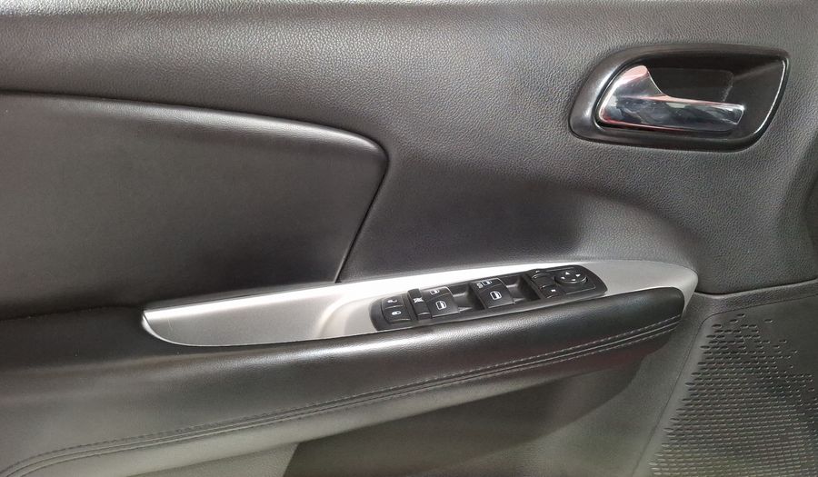 Dodge Journey 2.4 SE 7 PASAJEROS Suv 2017