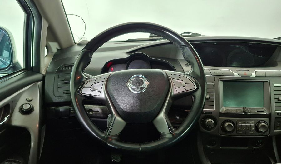 Ssangyong Stavic 2.2 XDI STD Minivan 2017