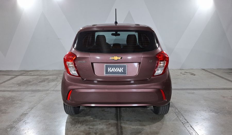 Chevrolet Spark 1.4 LT B Hatchback 2021