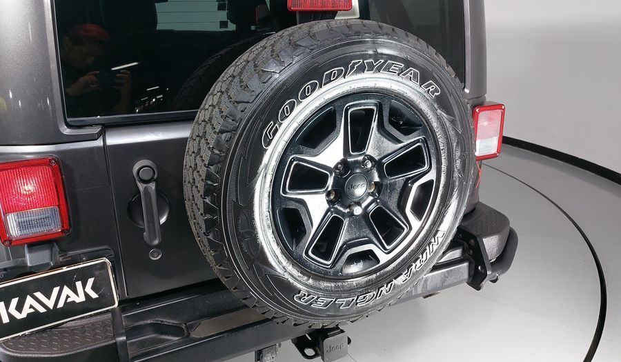 Jeep Wrangler 3.6 UNLIMITED SAHARA BACKCOUNTRY 4X4 ATX Suv 2016