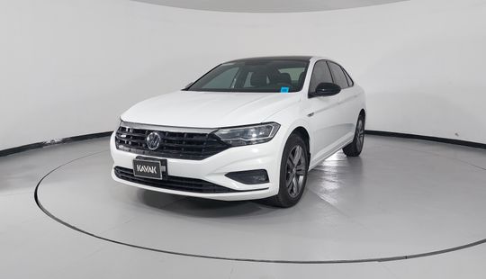Volkswagen • Jetta