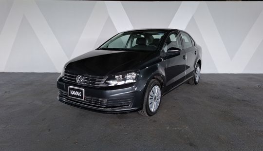 Volkswagen • Vento