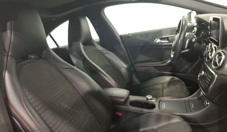 Mercedes Benz Clase Cla 2.0 CLA 250 CGI SPORT S/TECHO PAN AT Coupe 2016