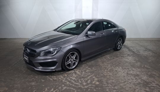 Mercedes Benz • Clase CLA