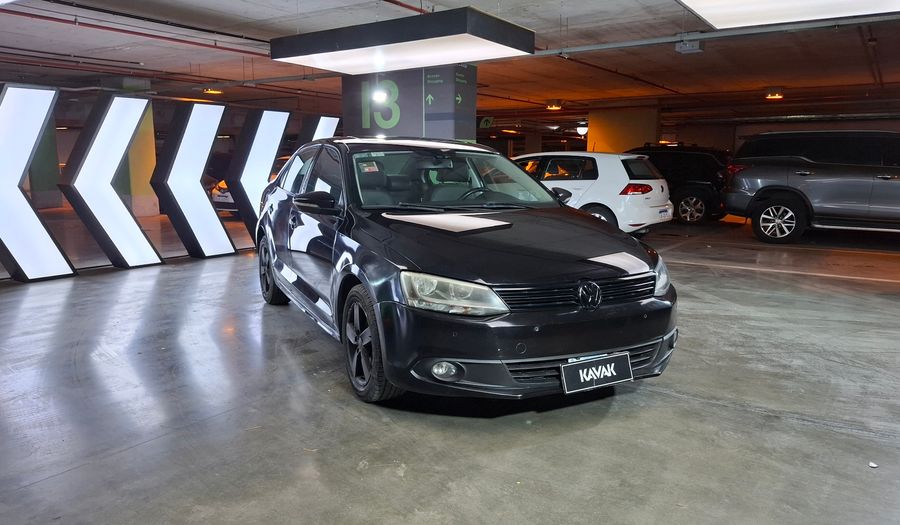 Volkswagen Vento 2.5 LUXURY Sedan 2011