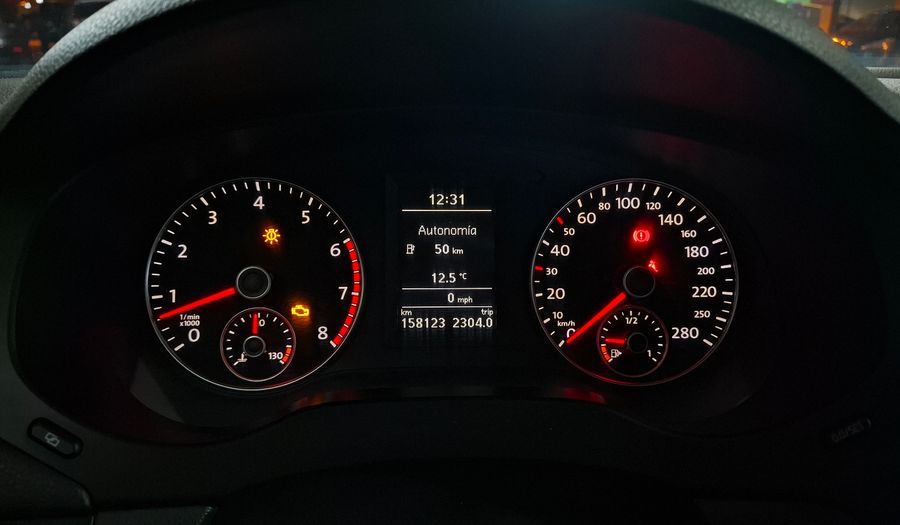 Volkswagen Vento 2.5 LUXURY Sedan 2011