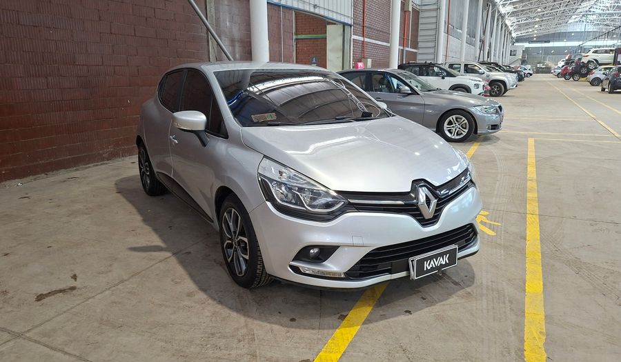 Renault Clio 1.2 EXPRESSION Hatchback 2021