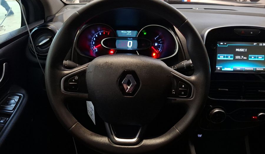 Renault Clio 1.2 EXPRESSION Hatchback 2021