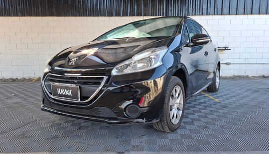 Peugeot • 208