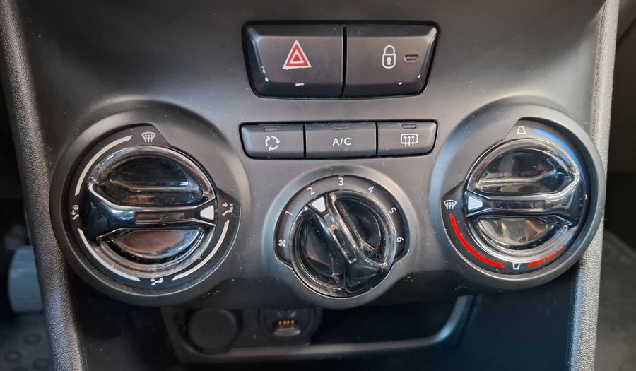 Peugeot 208 1.5 ACTIVE Hatchback 2016