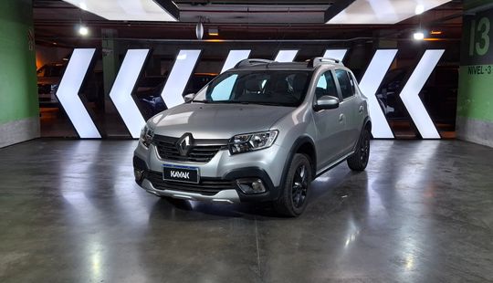 Renault • Sandero Stepway