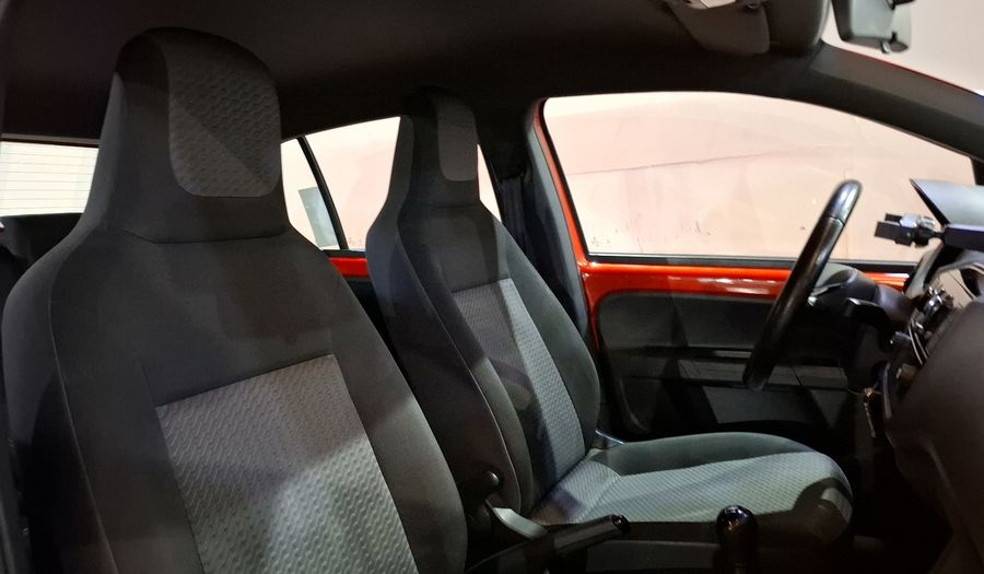 Volkswagen Up! 1.0 CONNECT Hatchback 2018
