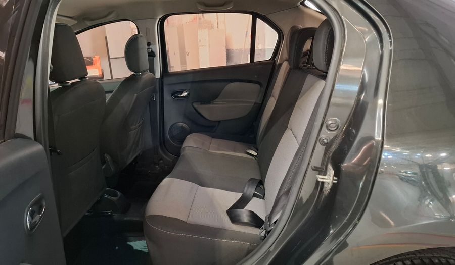 Renault Logan 1.6 PRIVILEGE Sedan 2017