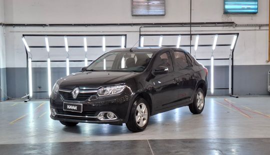 Renault • Logan