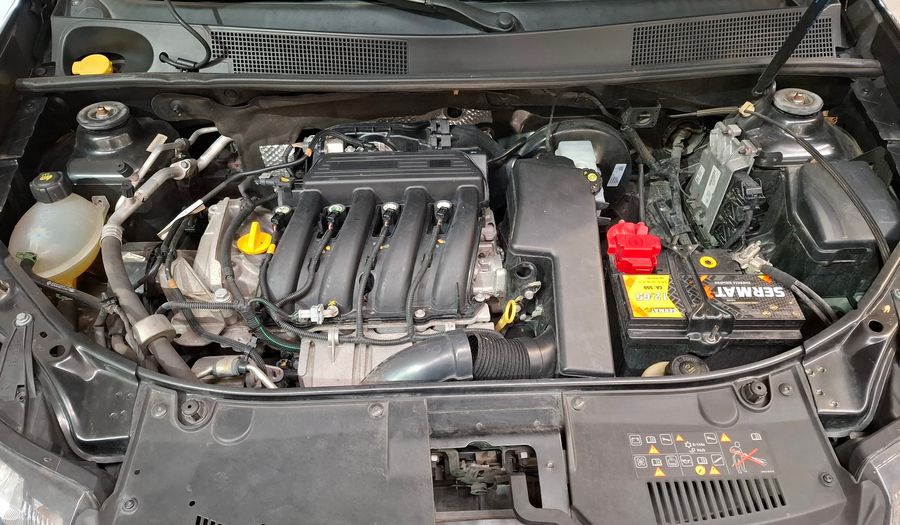 Renault Logan 1.6 PRIVILEGE Sedan 2017