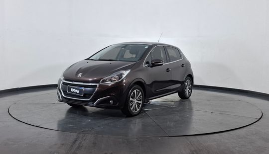 Peugeot • 208