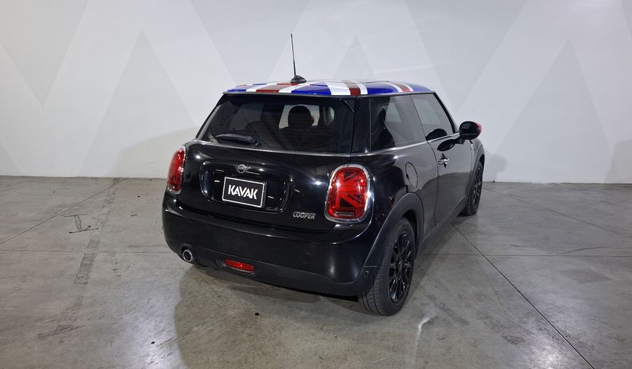 Mini Cooper 1.5 COOPER CHILI DCT Hatchback 2021