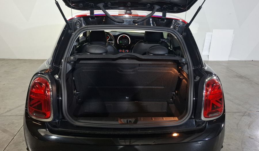 Mini Cooper 1.5 COOPER CHILI DCT Hatchback 2021
