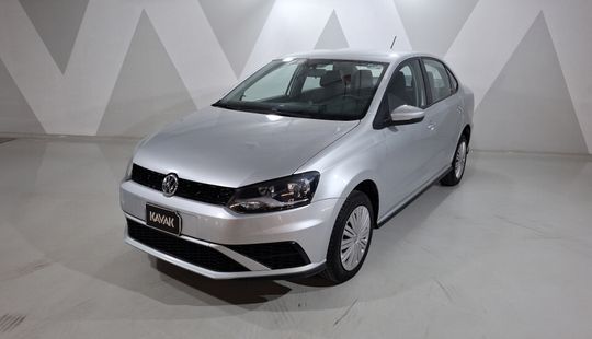 Volkswagen • Vento