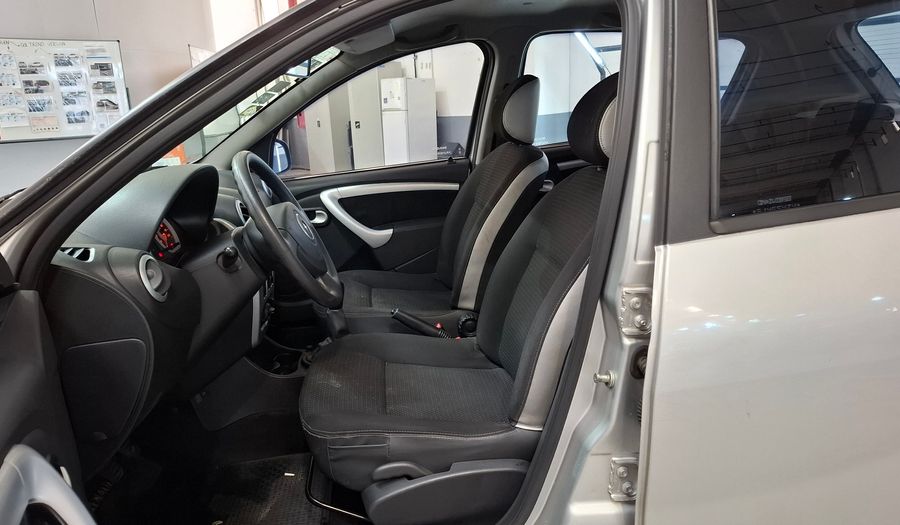 Renault Sandero Stepway 1.6 16V STEPWAY CONFORT Hatchback 2010