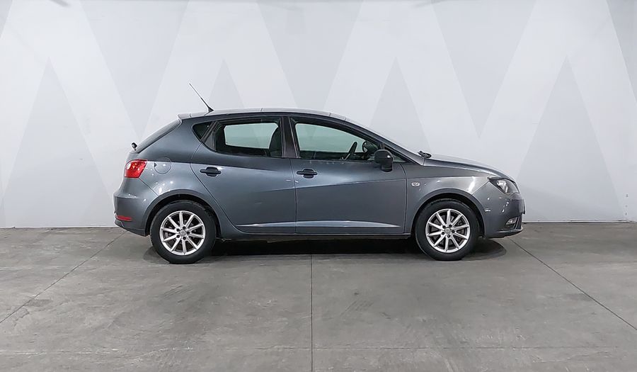 Seat Ibiza 2.0 REFERENCE 4 PTAS MT Hatchback 2013