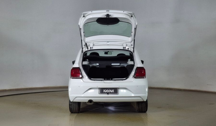 Volkswagen Gol 1.6 HIGHLINE Hatchback 2022