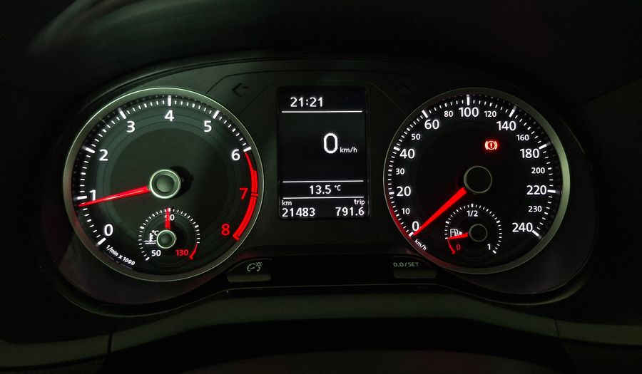 Volkswagen Gol 1.6 HIGHLINE Hatchback 2022