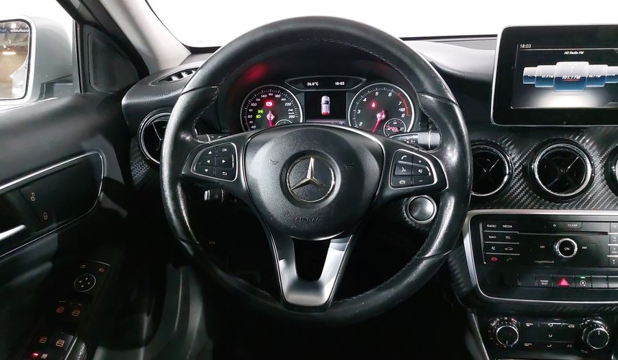 Mercedes Benz Clase Gla 1.6 GLA 200 DCT Suv 2018