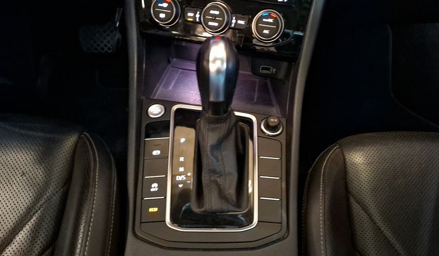 Volkswagen Jetta 1.4 HIGHLINE AUTO Sedan 2020