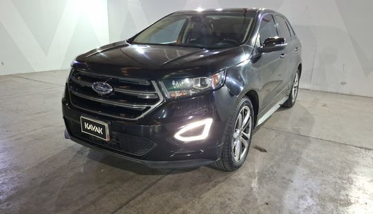 Ford • Edge