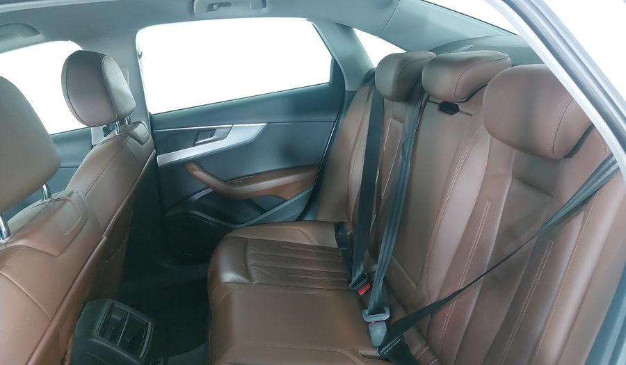 Audi A4 2.0 SELECT DCT Sedan 2018