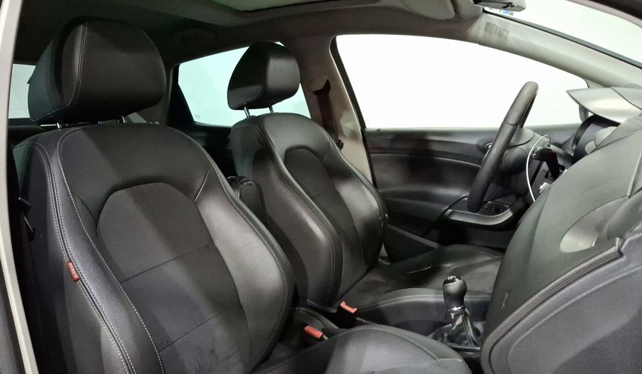 Seat Ibiza 1.2T STYLE 5 PTAS MT Hatchback 2014