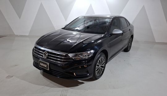 Volkswagen • Jetta