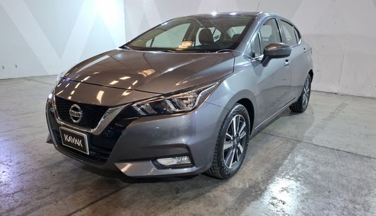 2021 • 28,236 km • Automático