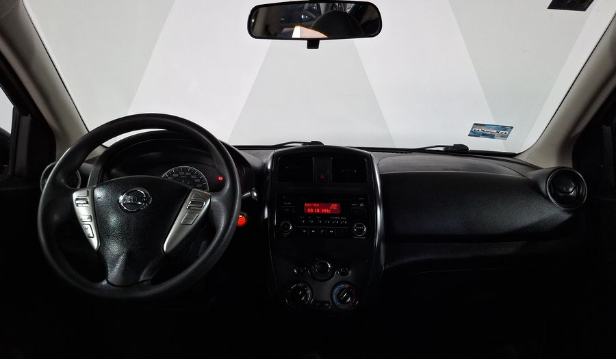Nissan Versa 1.6 SENSE Sedan 2018