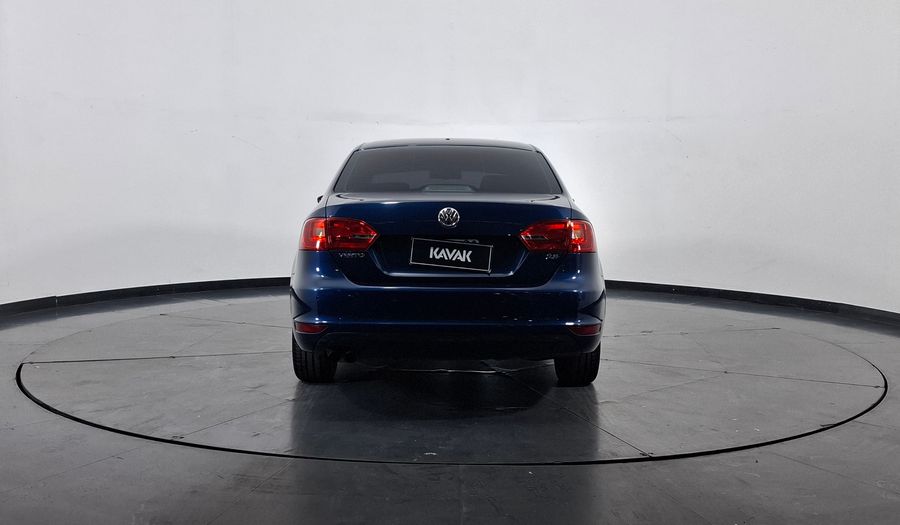 Volkswagen Vento 2.5 ADVANCE PLUS TIPTRONIC MY15 Sedan 2014