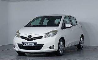Toyota • Yaris
